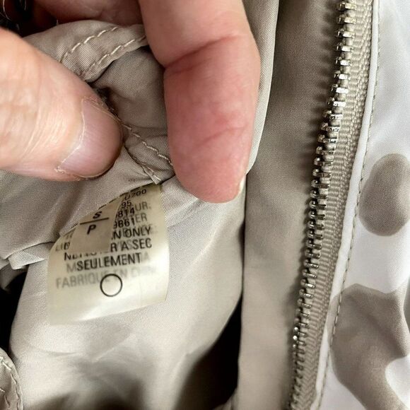 Sleeveless Animal Print Reversible Hooded Outdoor Vest Jacket Small - Picture 11 of 11